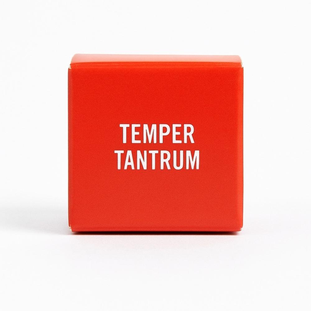 MAC Velvetease Lip Pencil – Temper Tantrum - Red - Brand New - Picture 3 of 7